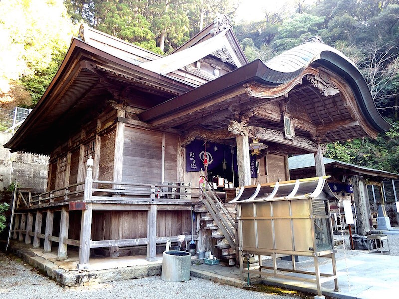 竹林山地蔵院神峯寺本堂